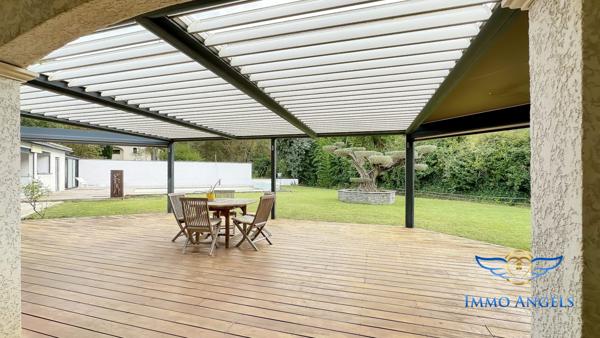 Prades le lez (34), Villa 140m2, 5 chambres, piscine, garage double, au calme.