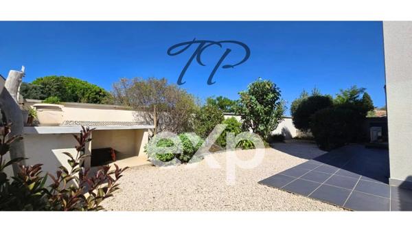 VILLA T5 SUR TERRAIN DE 306M²