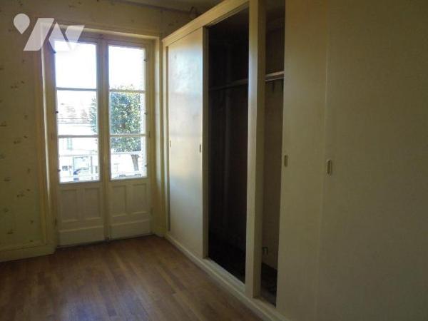 Maison à Vendre à Beaugency (45190) en Loiret (45)

Cette maison de ville, située  en bordure...