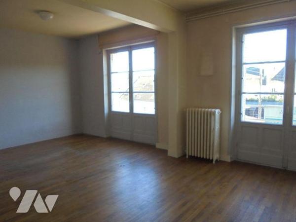 Maison à Vendre à Beaugency (45190) en Loiret (45)

Cette maison de ville, située  en bordure...