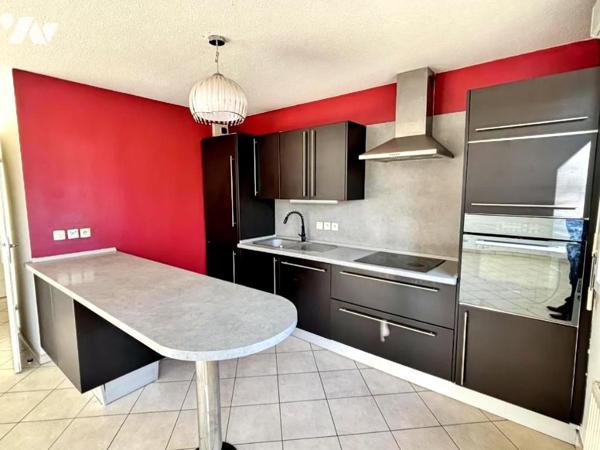 GRENOBLE, quartier Bajatière 4 P+ C : Terrasse Panoramique et Garage Individuel