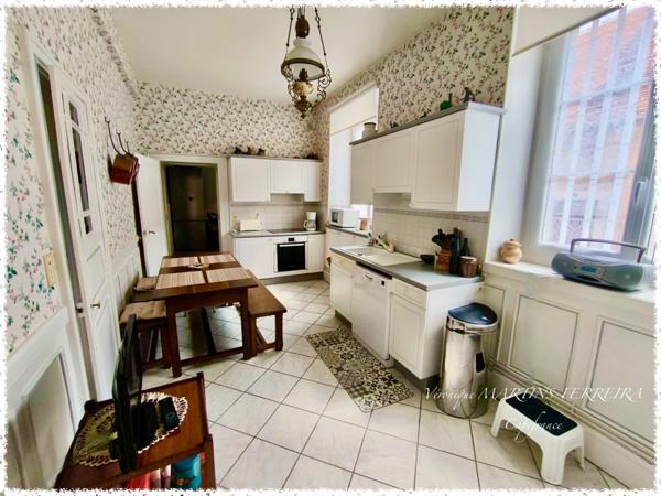 CHATEAUMEILLANT Maison de Caractère 5P - 145m2