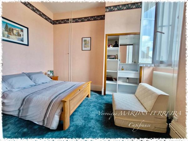 CHATEAUMEILLANT Maison de Caractère 5P - 145m2