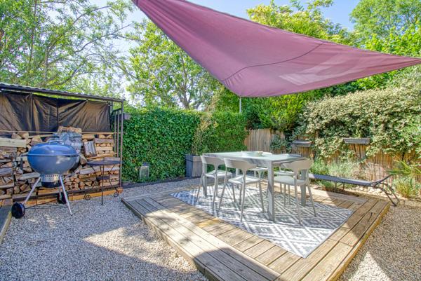 Magnifique pavillon avec 3 chambres, garage et terrasse/jardinet 365 000 €