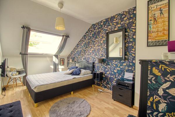 Magnifique pavillon avec 3 chambres, garage et terrasse/jardinet 365 000 €