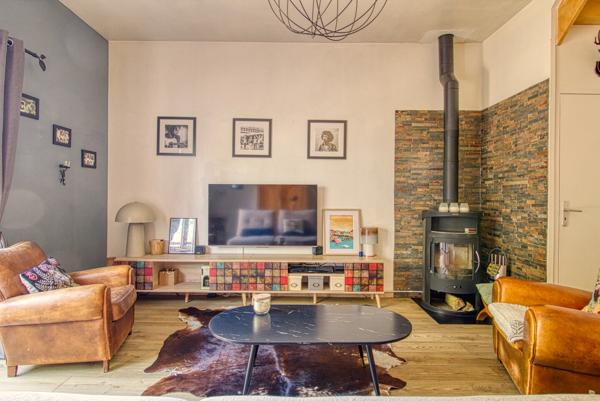 Magnifique pavillon avec 3 chambres, garage et terrasse/jardinet 365 000 €