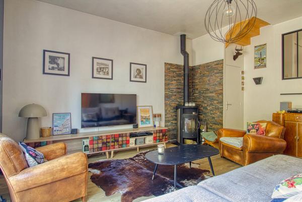 Magnifique pavillon avec 3 chambres, garage et terrasse/jardinet 365 000 €