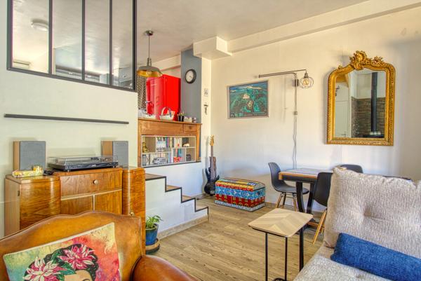 Magnifique pavillon avec 3 chambres, garage et terrasse/jardinet 365 000 €