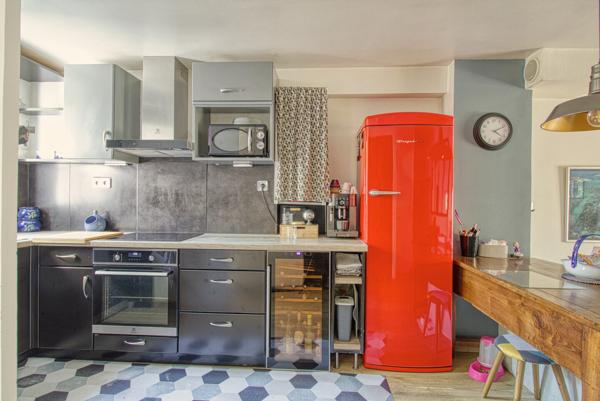 Magnifique pavillon avec 3 chambres, garage et terrasse/jardinet 365 000 €
