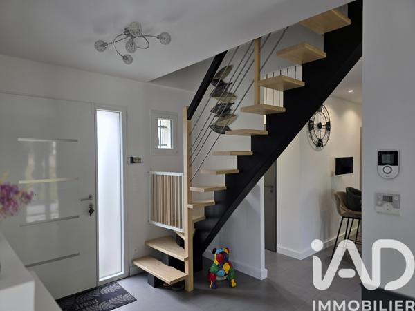 Maison à vendre 6 pièces 116 m² Sainte-Geneviève-des-Bois