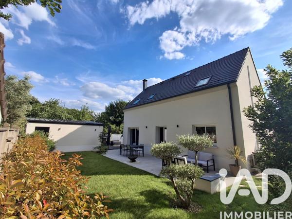 Maison à vendre 6 pièces 116 m² Sainte-Geneviève-des-Bois