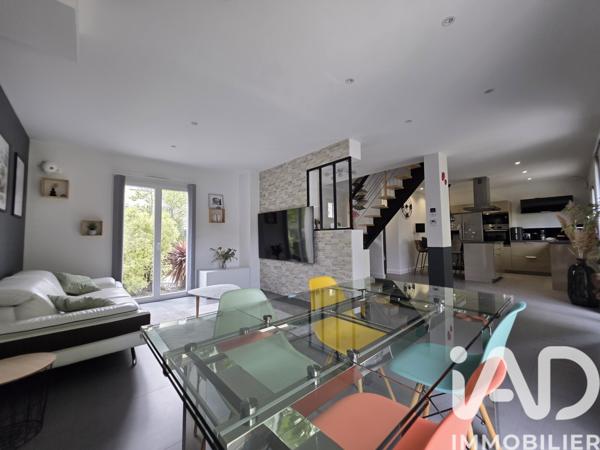 Maison à vendre 6 pièces 116 m² Sainte-Geneviève-des-Bois