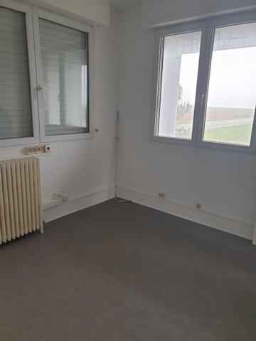 BUREAUX A LOUER NORD OUEST DE ST QUENTIN 02