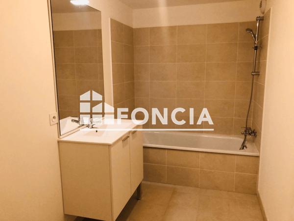 Location Appartement 3 pièces 65.22 m² - Saint-avé 56890