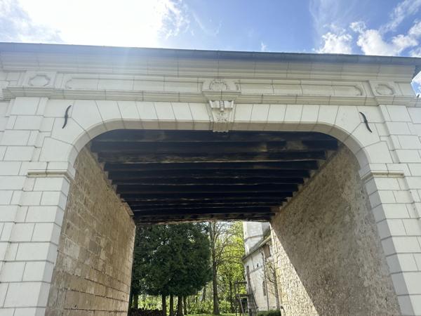 Vente Demeure245 m² - 13 Pièces - ARRAS (62000)