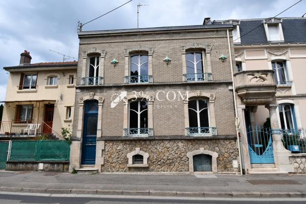 Maison 5 pièce(s) 3 chambre(s) 184 m²