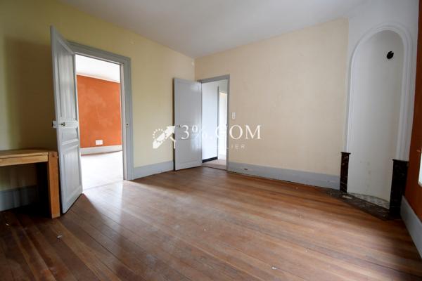 Maison 5 pièce(s) 3 chambre(s) 184 m²