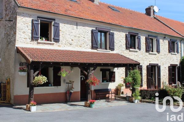 Maison 13 pièces de 390 m² à Coulommiers (77120)