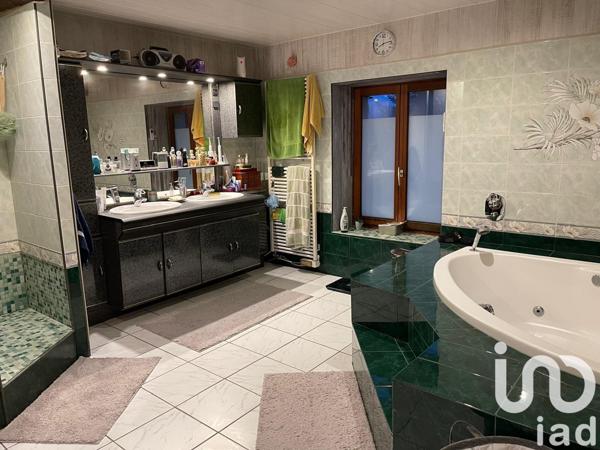 Maison 13 pièces de 390 m² à Coulommiers (77120)