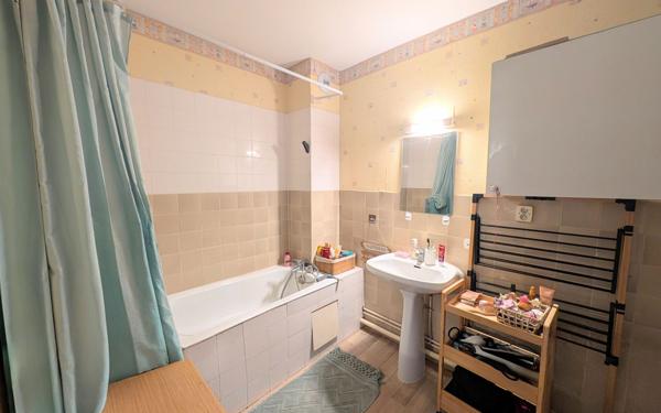 Appartement à vendre    1 pièce • 25,38 m2 Gradignan