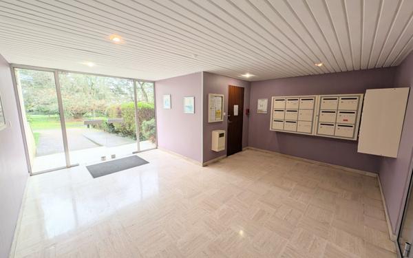 Appartement à vendre    1 pièce • 25,38 m2 Gradignan