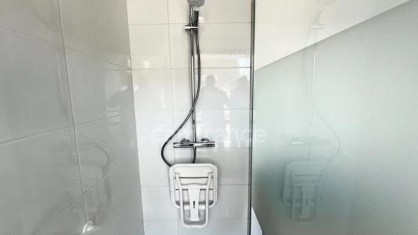 Dpt Finistère (29), à vendre CROZON, appartement T3 de 57,66 m² habitable - Terrasse- Garage.