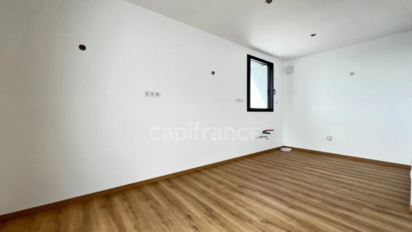 Dpt Finistère (29), à vendre CROZON, appartement T3 de 57,66 m² habitable - Terrasse- Garage.