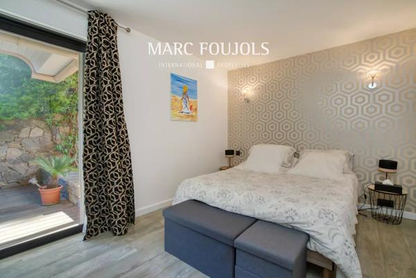 SAINT-TROPEZ – APPARTEMENT DE 3 PIÈCES – JARDIN