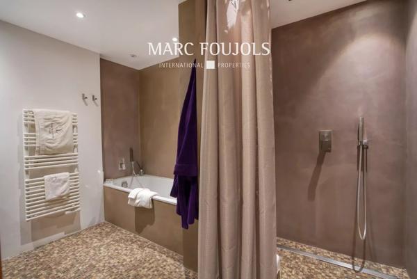 SAINT-TROPEZ – APPARTEMENT DE 3 PIÈCES – JARDIN