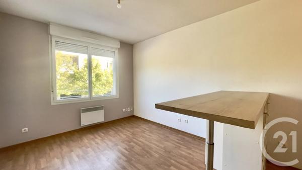 Appartement F2 à vendre  2 pièces - 39 m 2   TRELISSAC  - 24