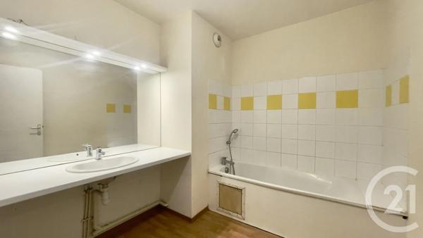 Appartement F2 à vendre  2 pièces - 39 m 2   TRELISSAC  - 24