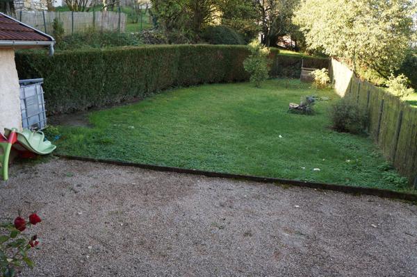 Maison ancienne rénovée, 87m², 3ch, jardin et dépendance.