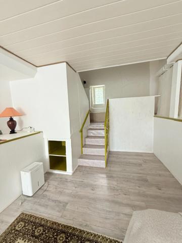 EN EXCLUSIVITE Longère en pierre 90m², sur terrain de 2379m² 79 990 €