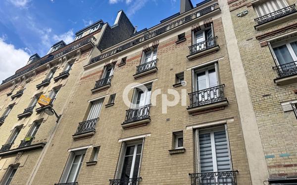 Appartement à vendre    1 pièce • 23,40 m2 Paris 15