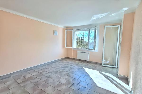 Appartement Sete 4 pièce(s) 68.54m2 + cellier privatif