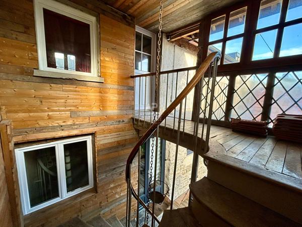 Maison Chanteloup Les Vignes 8 pièce(s) 154.45 m2 €325 000 ** - Référence 1060