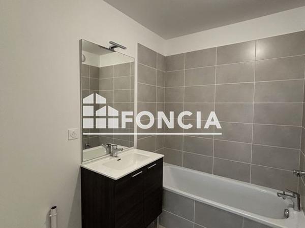 Location Studio 32.8 m² - 2 RUE PASTEUR Chenove 21300