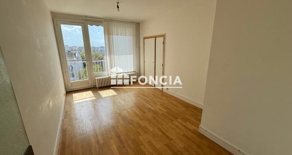 Location Appartement 4 pièces 75.49 m² - Lyon 69003