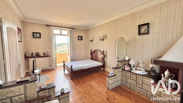 Maison à vendre 7 pièces 147,41 m² Saint-Genest-Lerpt