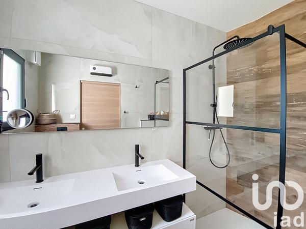 Maison à vendre 6 pièces 166 m² Sérignan