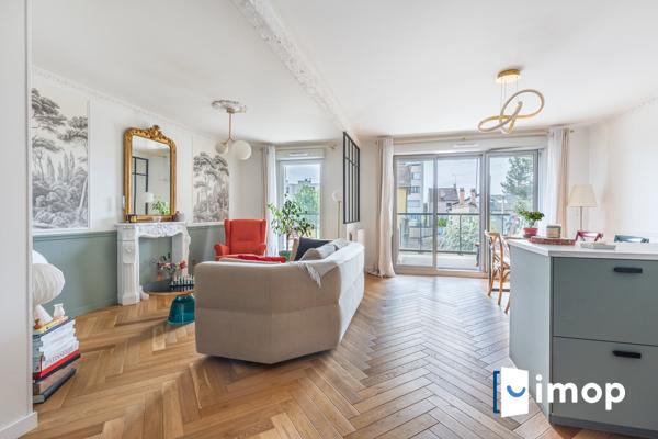 Appartement T4 avec grande terrasse, au calme absolu - parking