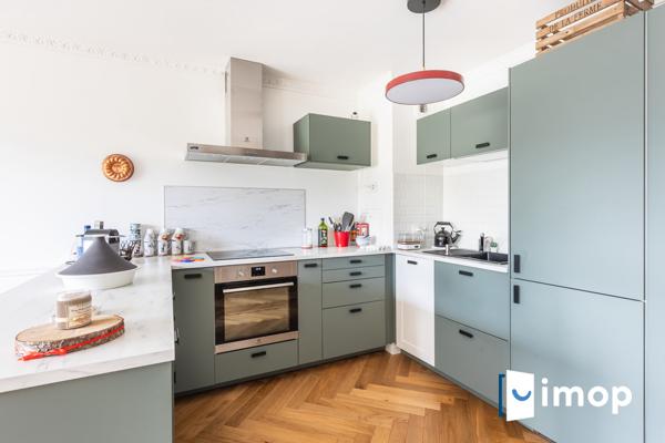 Appartement T4 avec grande terrasse, au calme absolu - parking