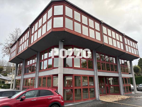À VENDRE EN EXCLUSIVITÉ : Bureaux situés à Saint Lo - 112 m² SAINT LO