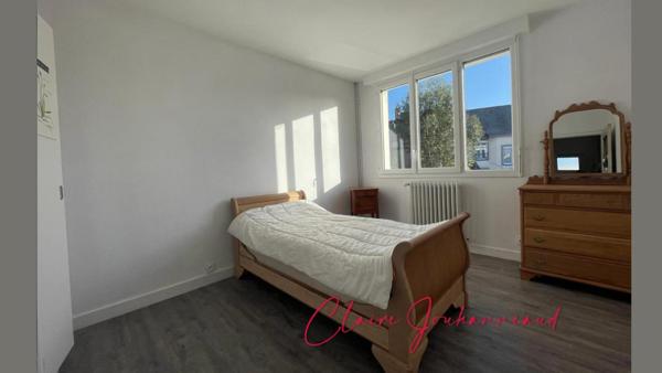 Maison de charme - 5 chambres - Garages et Jardin -