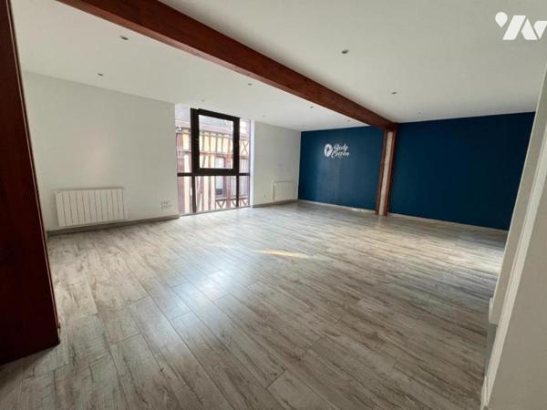 BUREAUX - LOCAUX A USAGE PROFESSIONNEL 285m²