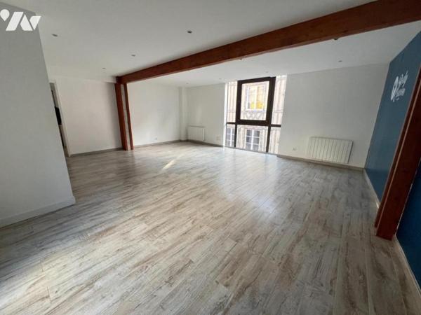 BUREAUX - LOCAUX A USAGE PROFESSIONNEL 285m²