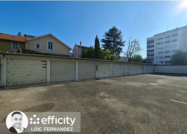 Parking - 14 m²