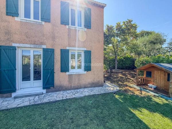 Vente                                                      Maison
                        
                     4 pièces                      86 m2                     à Draguignan