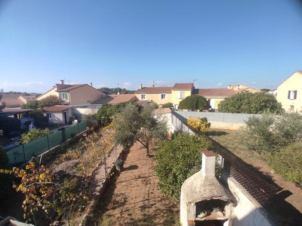 Maison avec  jardin et garage proche de Béziers