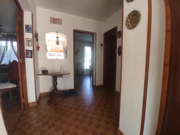 Maison avec  jardin et garage proche de Béziers